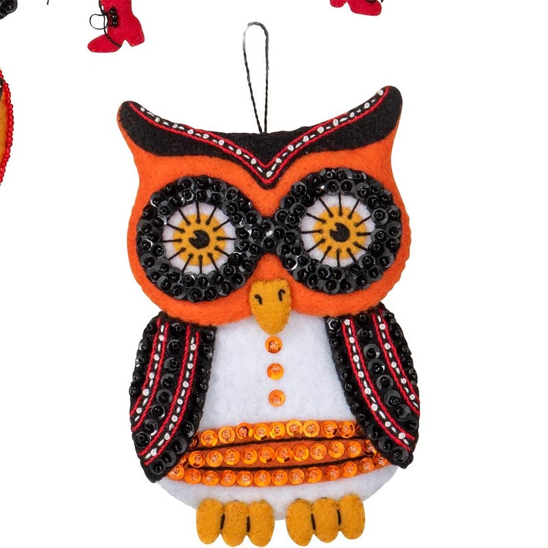 Bucilla 89276E Felt Applique Ornament Kit, Vintage Halloween, Set of 6 - Image 4
